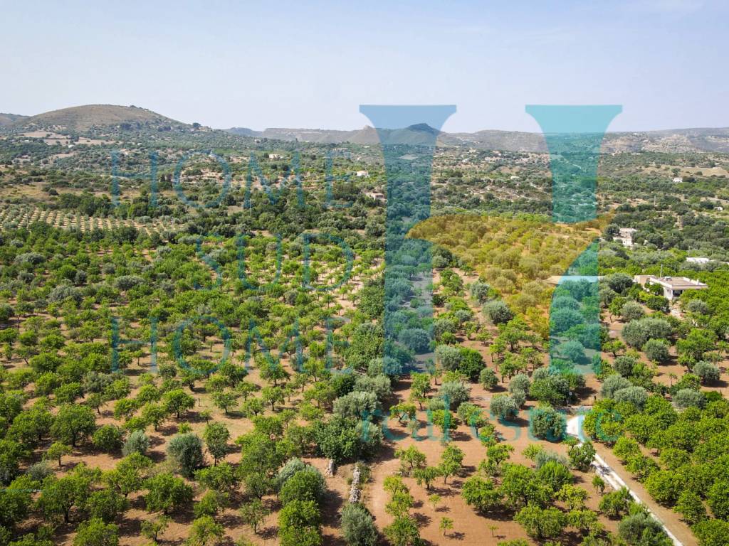Terreno a Noto in Via Tommaso Fazello, 228 - Foto 3