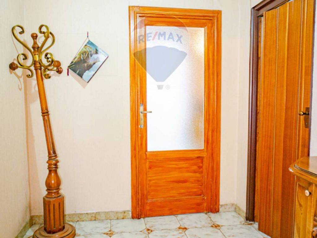 Casa indipendente a Paternò in Via Duca degli Abruzzi, 54 - Foto 3