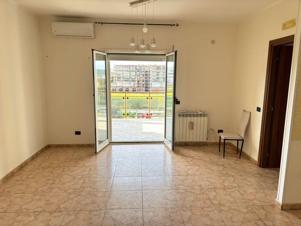 Appartamento a Crotone in Via Malta - Foto 2