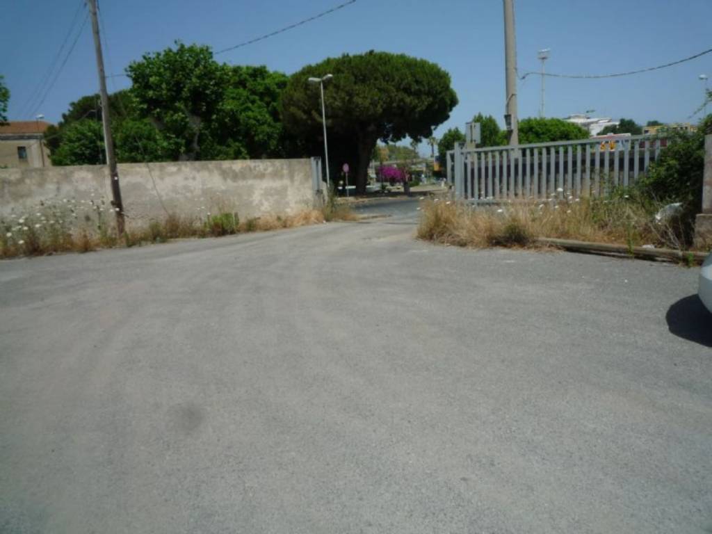 Terreno a Milazzo in Via Alcide De Gasperi s.n.c - Foto 5