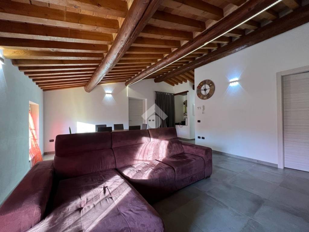 Appartamento a Asola in Viale Brescia - Foto 4