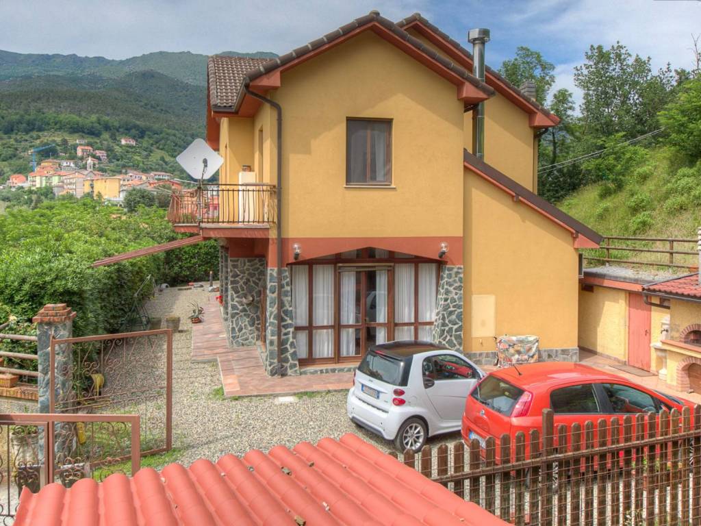 Villa a Cogoleto in Via La Pineta - Foto 3