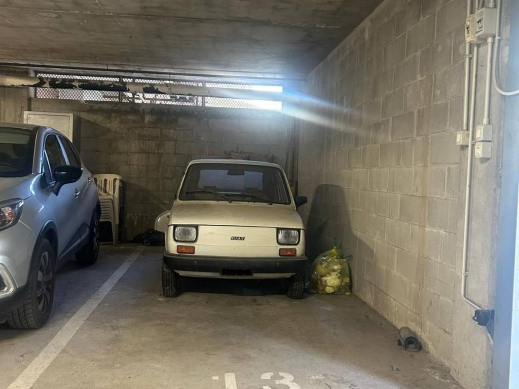 Box / garage a Genova in Via Ezio Lucarno - Foto 4