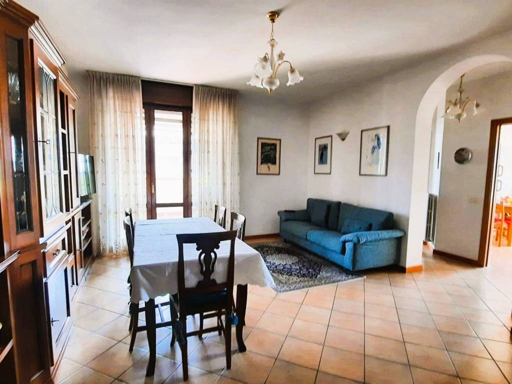 Appartamento a Reggio emilia in Via Ugo La Malfa, 7 - Foto 4
