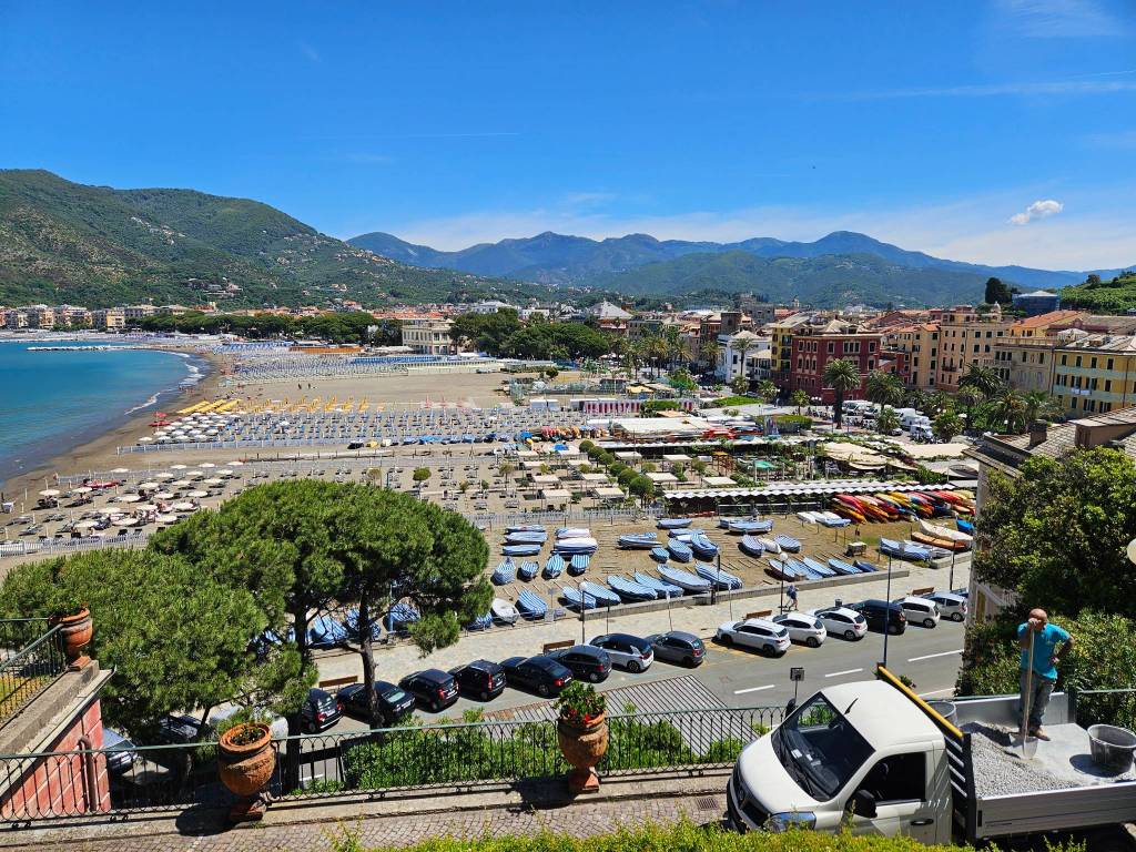 Appartamento a Sestri levante in Via Pilade Queirolo - Foto 2