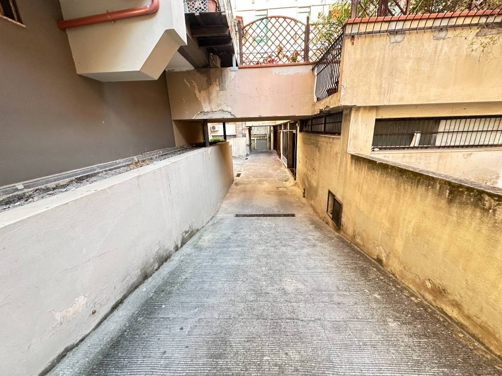 Box / garage a Cagliari in Via Domenico Cimarosa, 52 - Foto 4