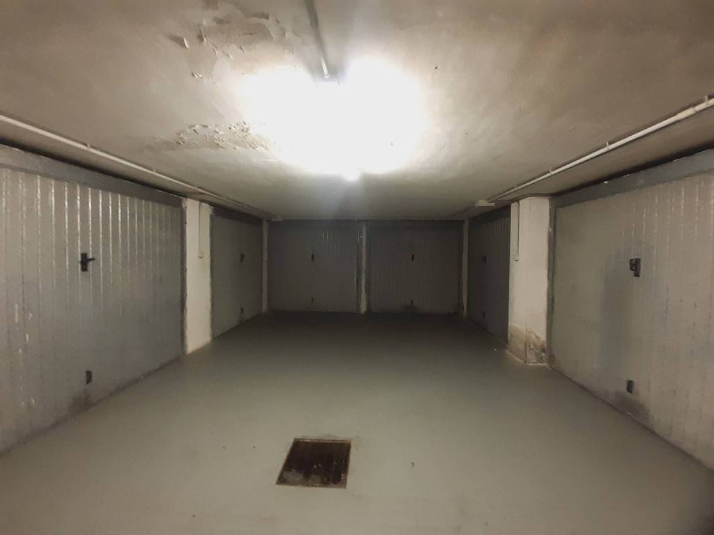 Box / garage a Rimini in Viale Giacinto Martinelli - Foto 3