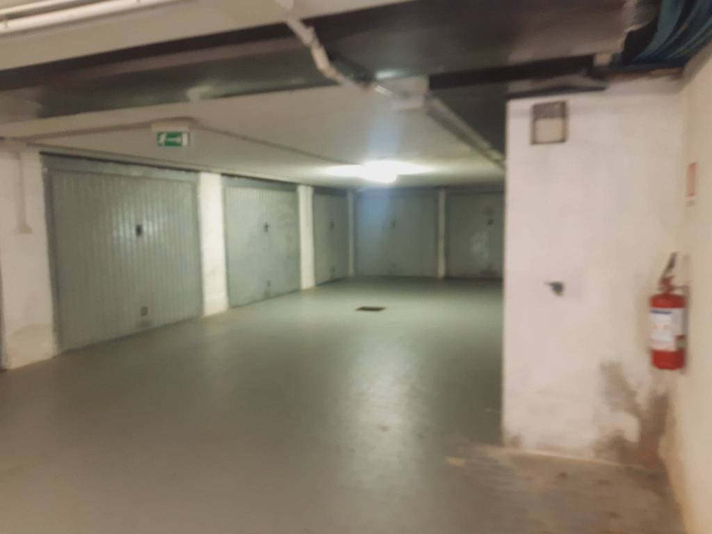 Box / garage a Rimini in Viale Giacinto Martinelli - Foto 5