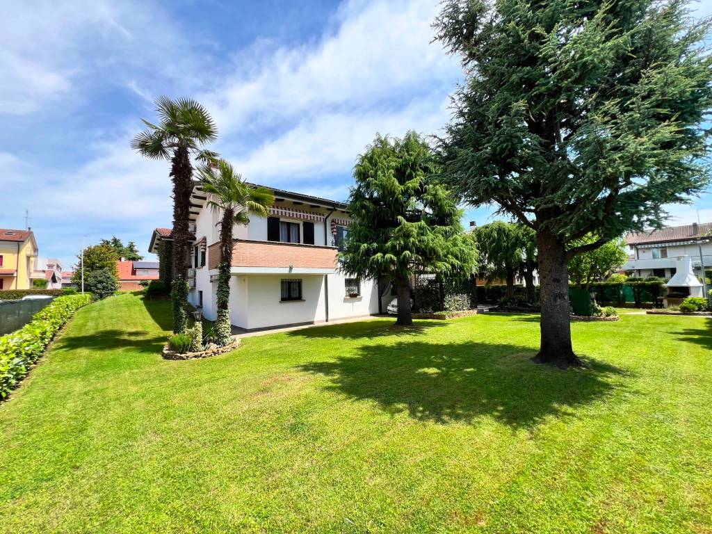 Villa a Selvazzano dentro in Via Pascoli, 2 - Foto 3