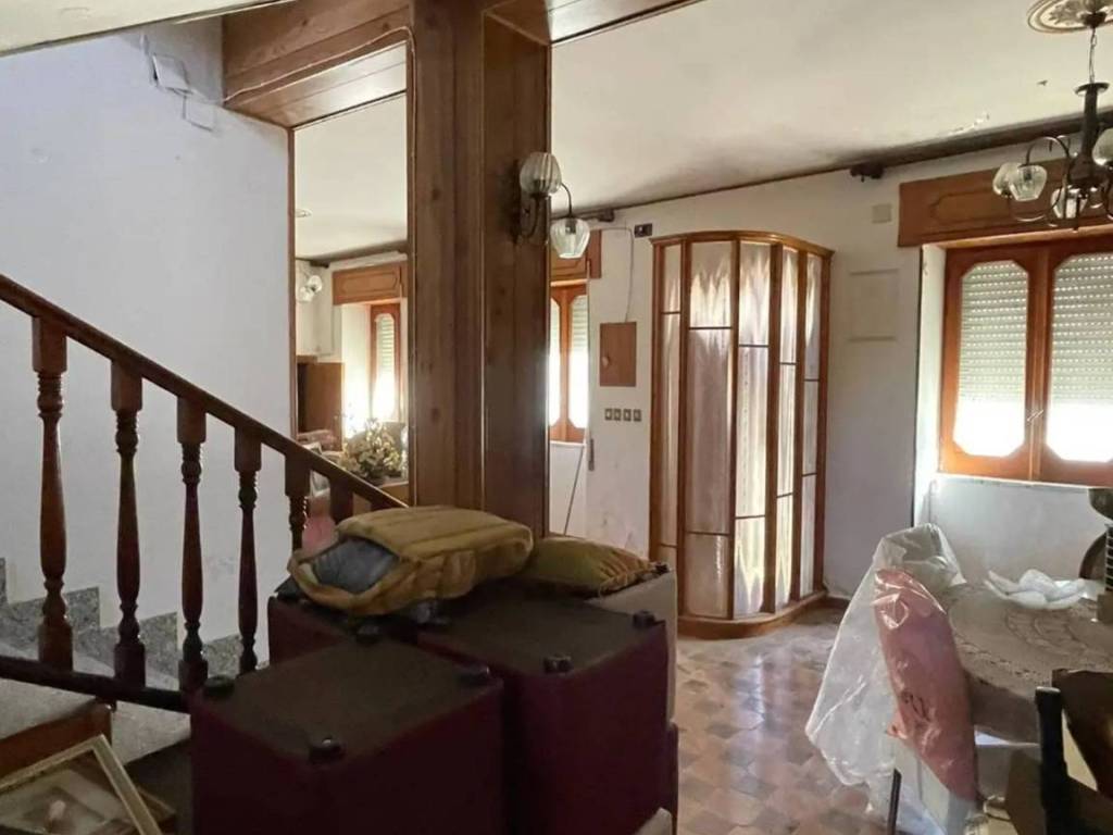 Casa indipendente a Ionadi in Via Regina Elena - Foto 5