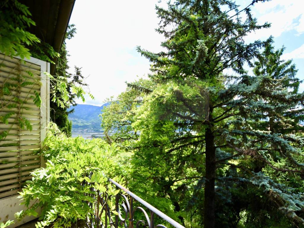 Villa a Termeno sulla strada del vino in Steinackerstraße - Foto 2