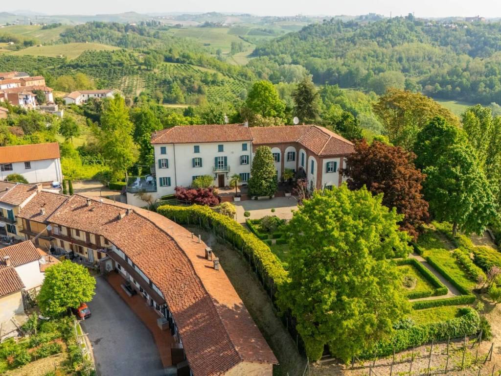 Rustico / casale a Portacomaro - Foto 2