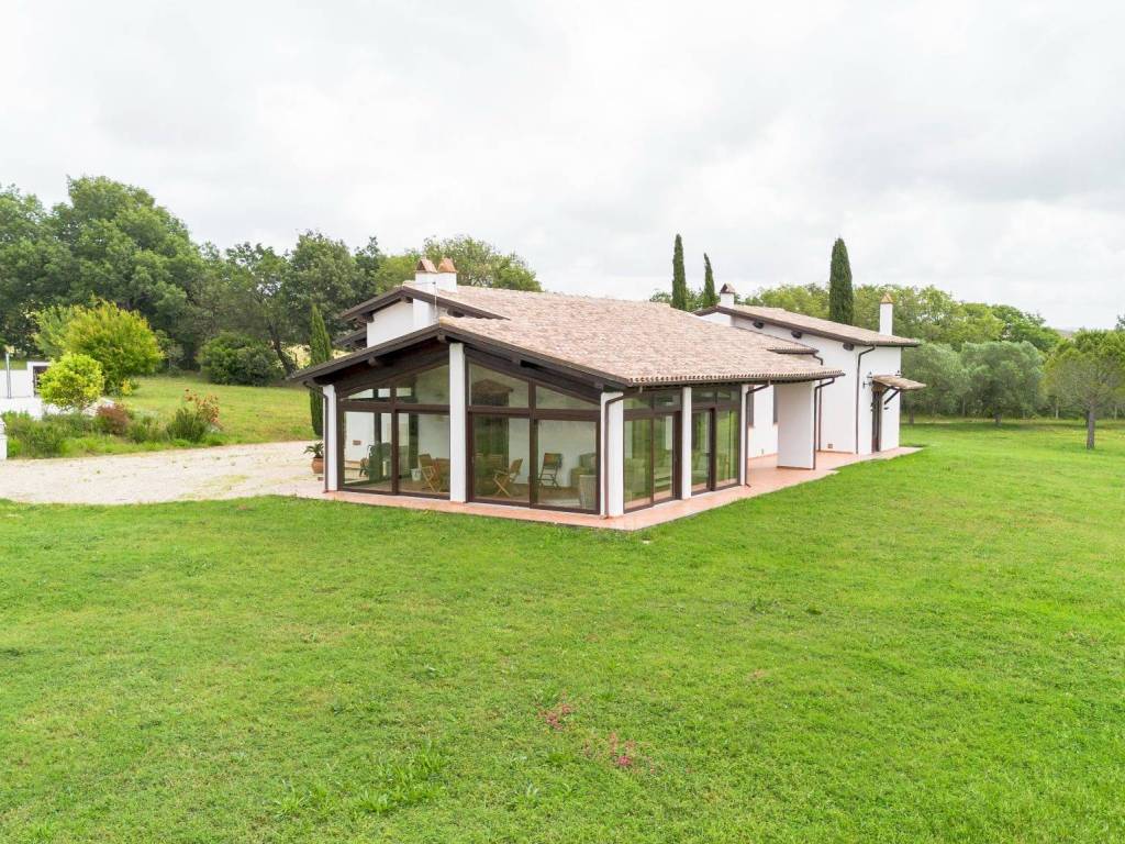 Villa a Tarquinia in Strada Provinciale Tarquiniense - Foto 4