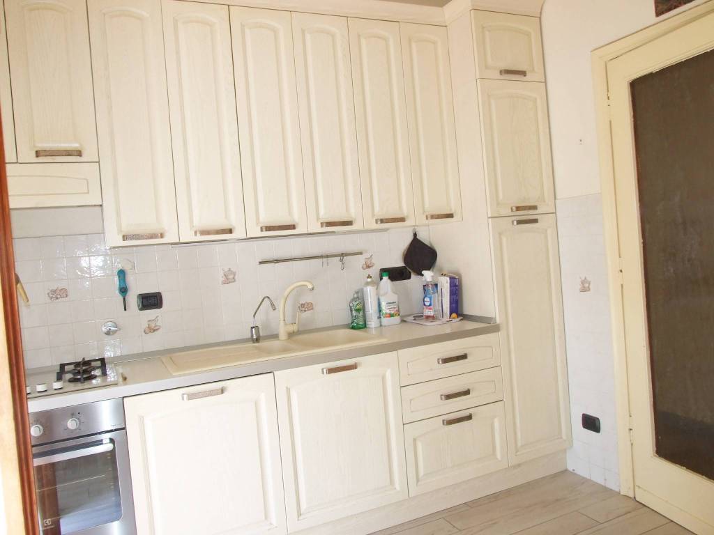 Appartamento a Prato in Viale Galileo Galilei - Foto 4