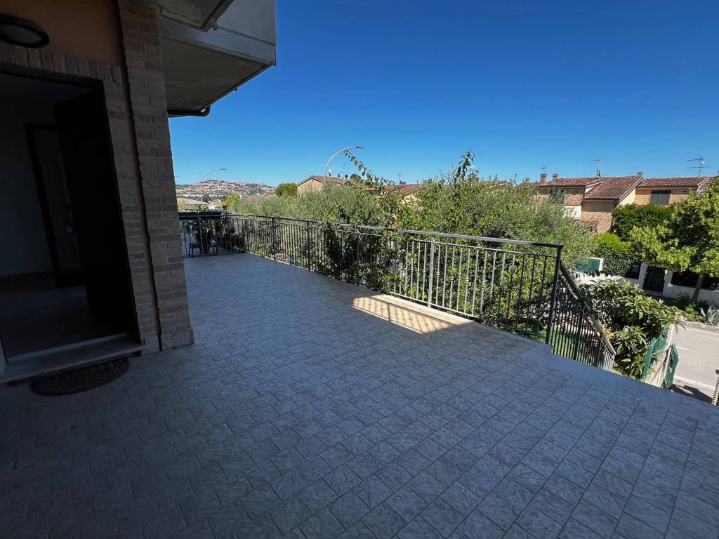 Appartamento a Osimo in Via Ida Fregonara Gallo - Foto 3