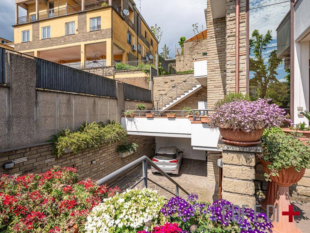 Villa a Sutri in Via Guglielmo Marconi - Foto 5