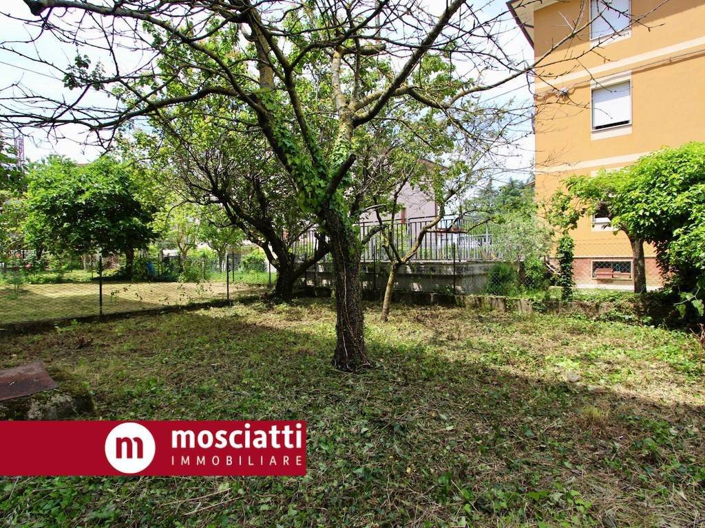 Appartamento a Matelica in Viale Martiri Della Libertà - Foto 2