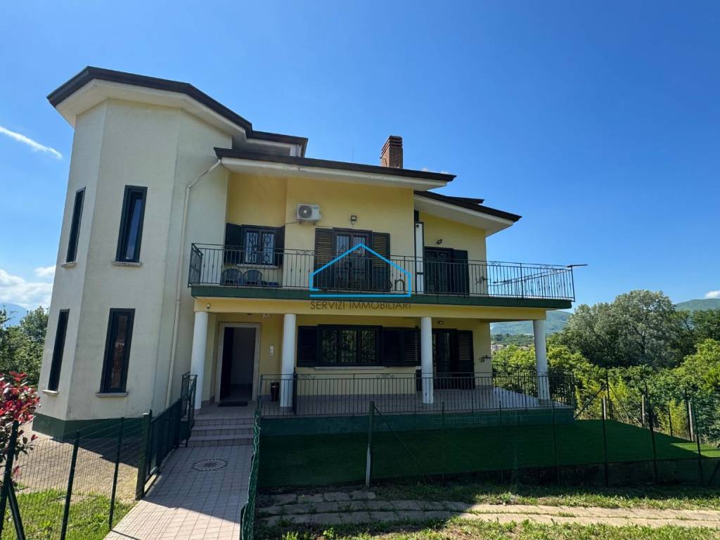 Villa a Avellino in Via Ponticelli - Foto 2