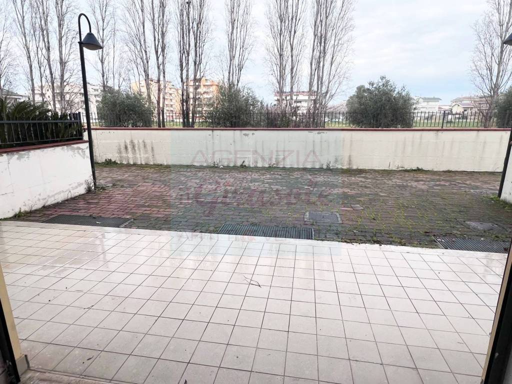 Box / garage a Alba adriatica in Via Ercole Falò, 15 - Foto 4