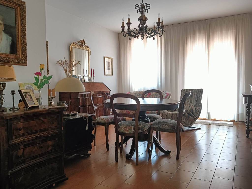 Appartamento a Prato in Via Vincenzo da Filicaia - Foto 3