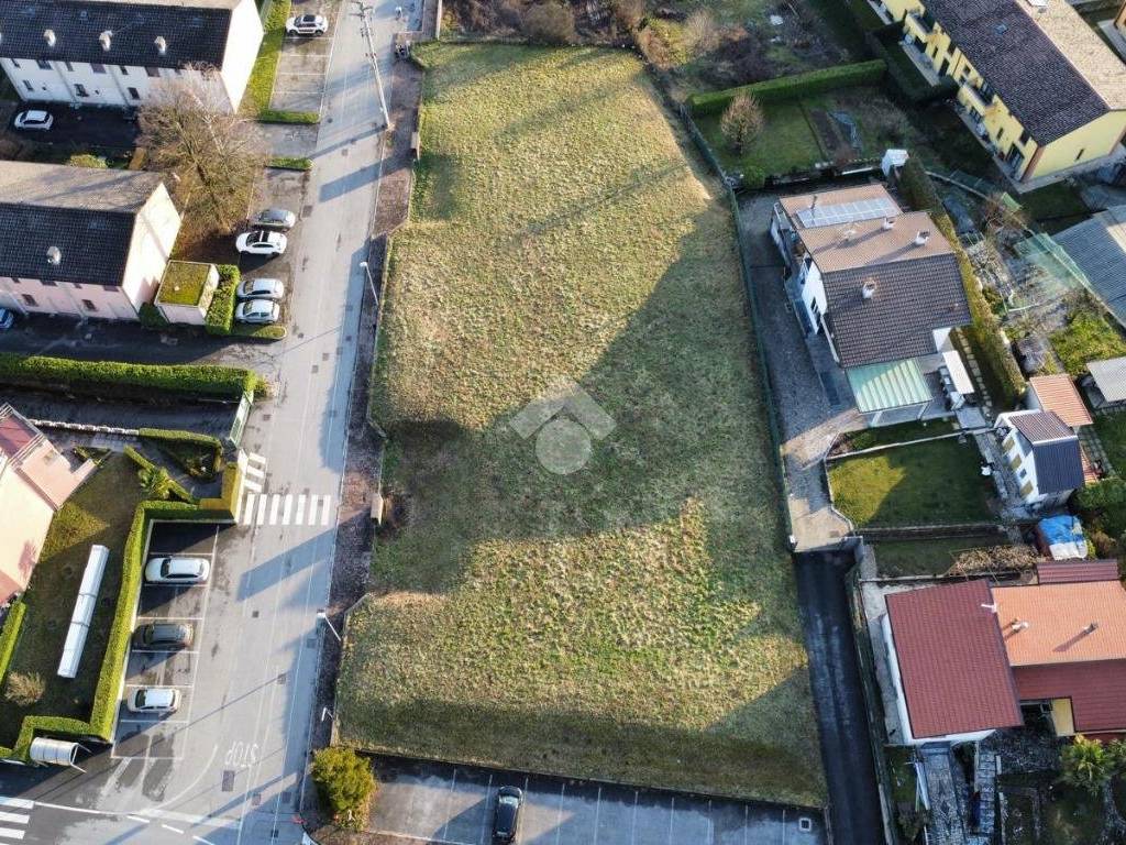 Terreno a Molteno in Via Papa Giovanni XXIII - Foto 3