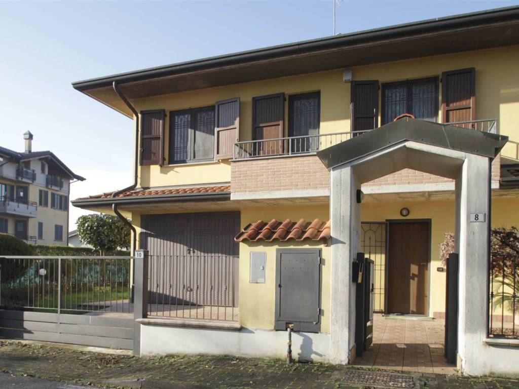 Villa a Arzago d'adda in Via Albinoni , 8 - Foto 2