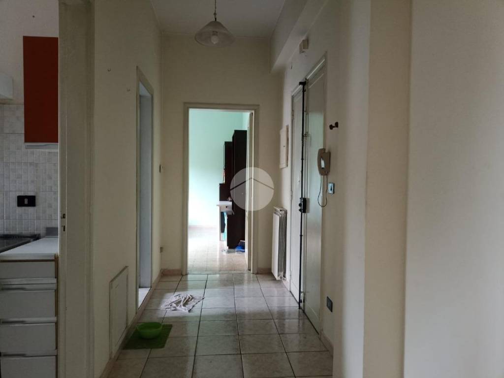 Appartamento a Cosenza in Via Tommaso Arnoni, 3 - Foto 4