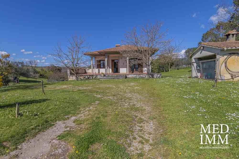 Villa a Viterbo in Strada Pian Rogheto - Foto 3