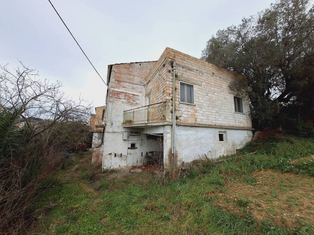 Casa indipendente a San benedetto del tronto in via montagna dei fiori - Foto 2
