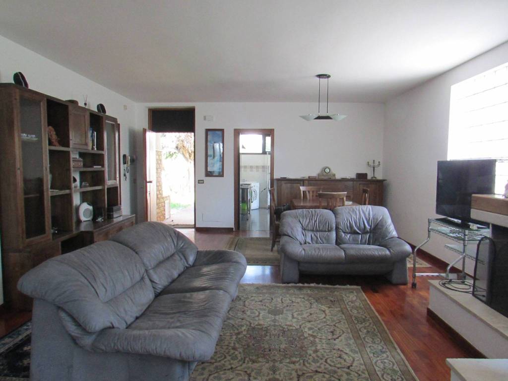 Villa a Noicattaro in Via delle Rose - Foto 4