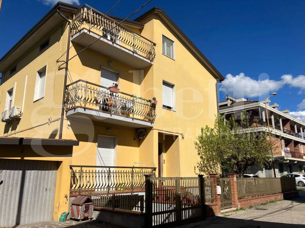 Appartamento a Bastia umbra in VIA FILIPPO TURATI, 8 - Foto 1