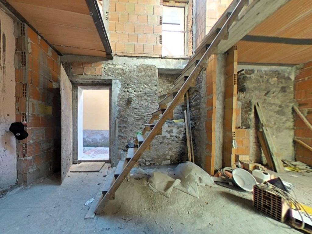 Casa indipendente a Sarzana in Via Giuseppe Mazzini - Foto 5
