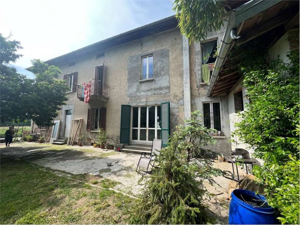 Casa indipendente a Varese in via Novellina, 103 - Foto 2