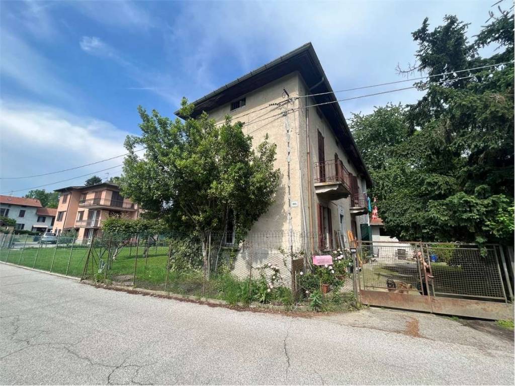 Casa indipendente a Varese in via Novellina, 103 - Foto 3