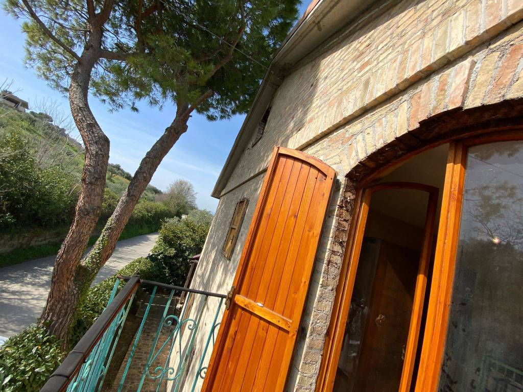 Villa a Chieti in Strada Fosso Paradiso - Foto 3