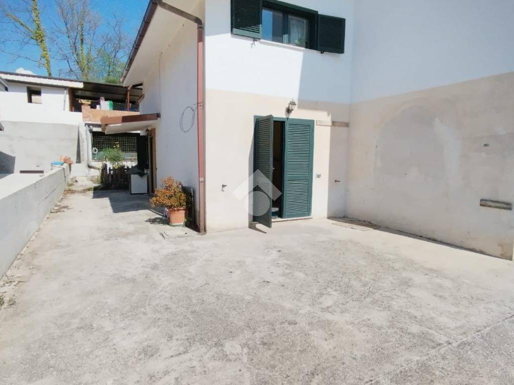 Appartamento a Cervaro in Via Bivio, 15 - Foto 2