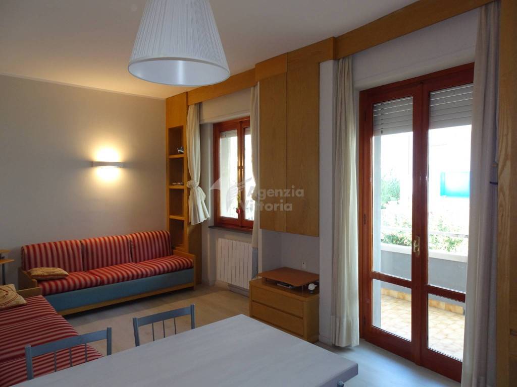 Appartamento a Ceriale in Lungomare Armando Diaz, 105 - Foto 4