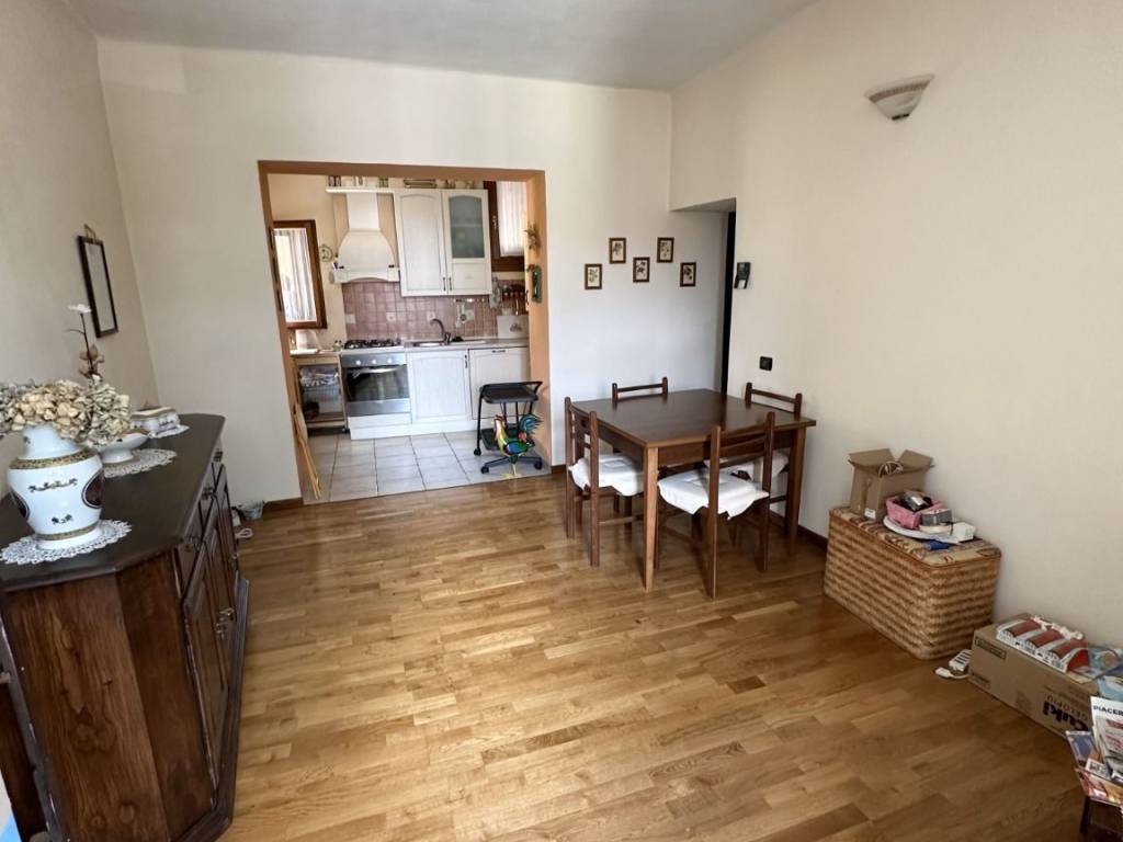 Appartamento a Golasecca in Piazza Libertà - Foto 5