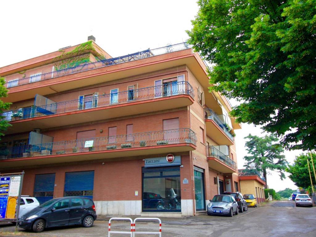 Appartamento a Vetralla in via cassia cura - Foto 2