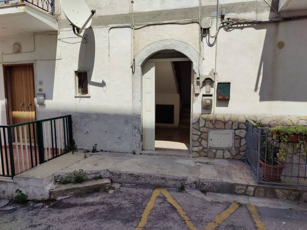 Appartamento a Peschici in Via Aldo Moro - Foto 2