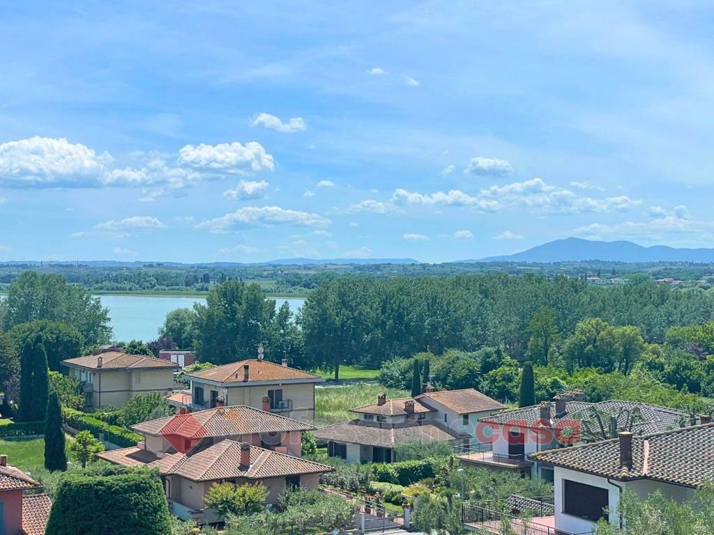 Villa a Castiglione del lago in Viale Giuseppe Garibaldi - Foto 5