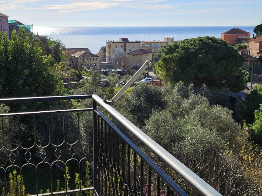Appartamento a Cervo in Via Solitario delle Alpi - Foto 5