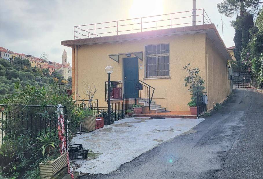 Villa a Cervo in Via Solitario delle Alpi - Foto 2
