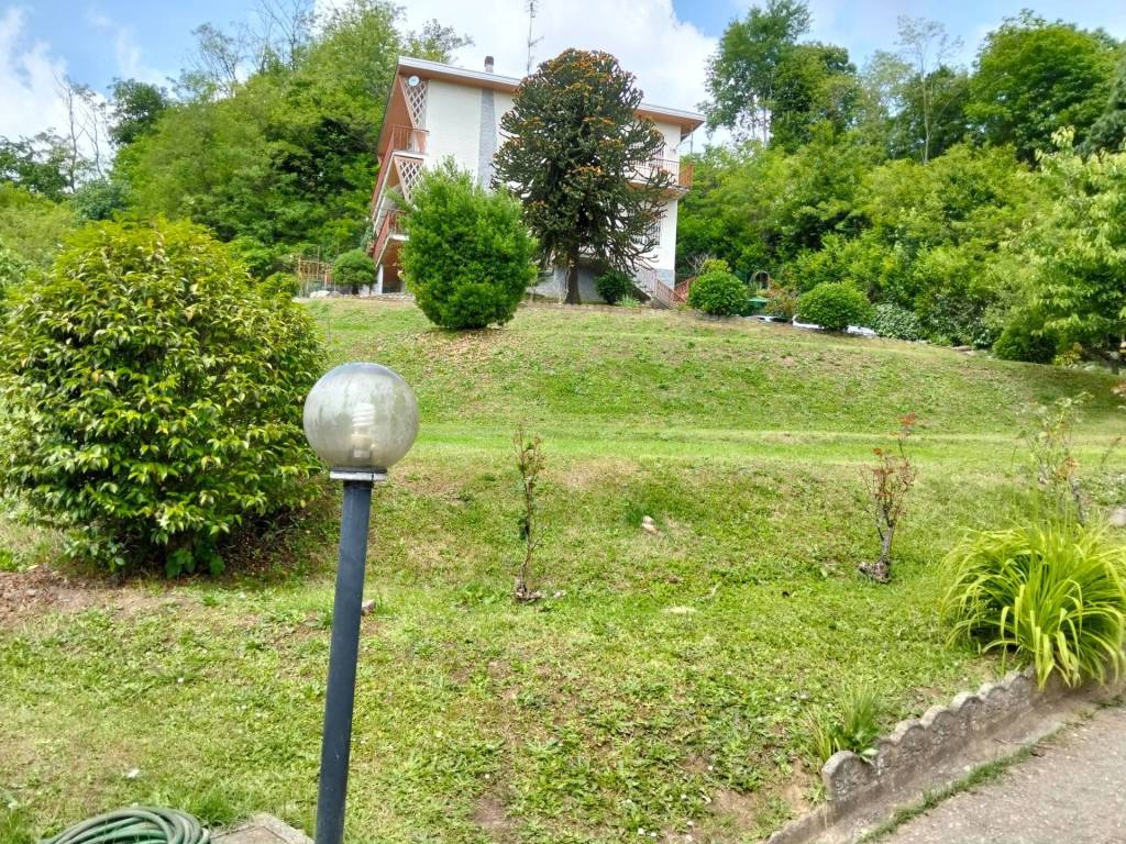 Villa a Sumirago in Via Arno - Foto 3