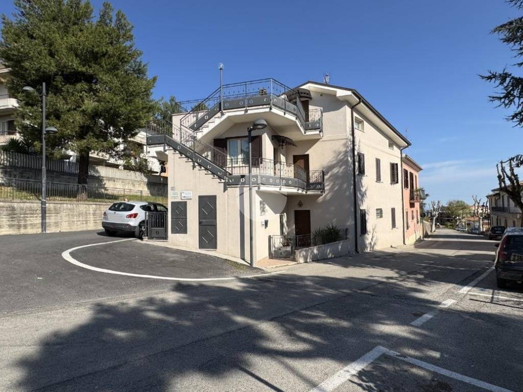 Appartamento a Colonnella in Via Gabriele D'Annunzio, 43 - Foto 4