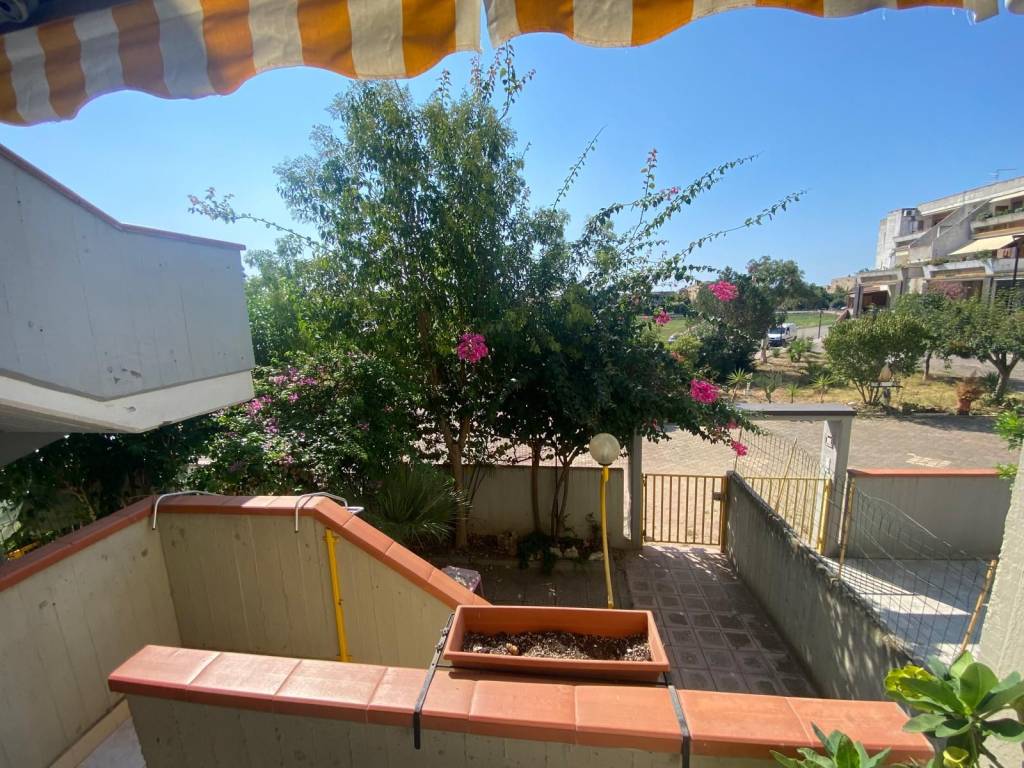 Villetta a schiera a Bernalda in Viale Epeo, 35 - Foto 2