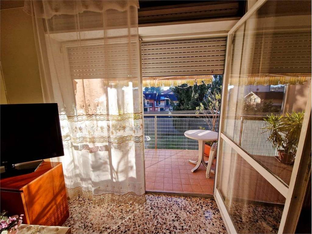Appartamento a Albizzate in Via Cristoforo Colombo, 42 - Foto 5