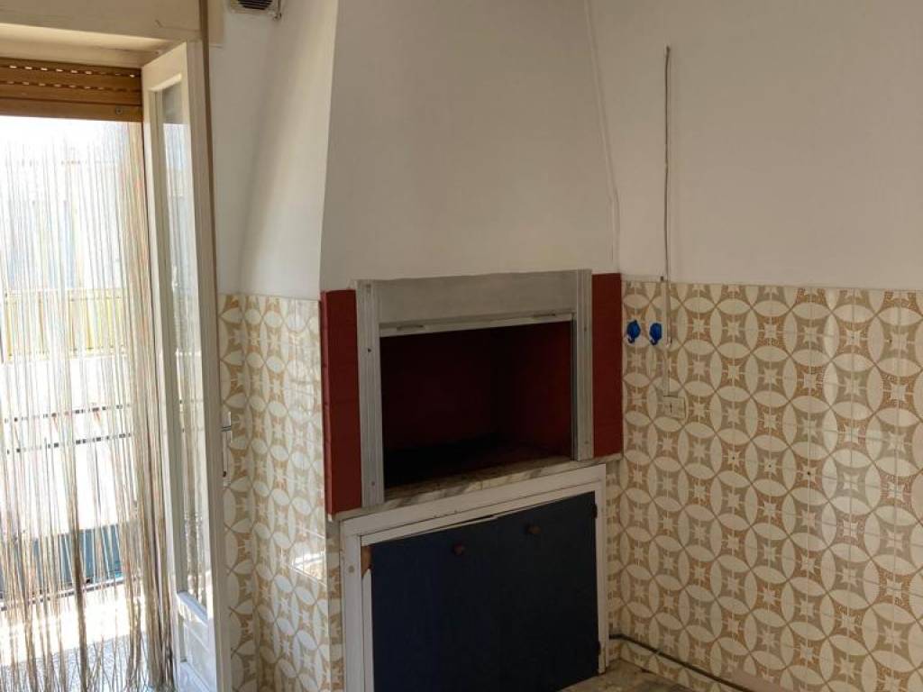 Appartamento a Ceglie messapica in Via Giacomo Matteotti - Foto 3
