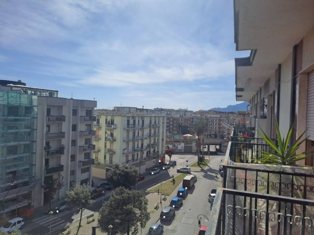 Appartamento a Salerno in Via Rocco Cocchia - Foto 4