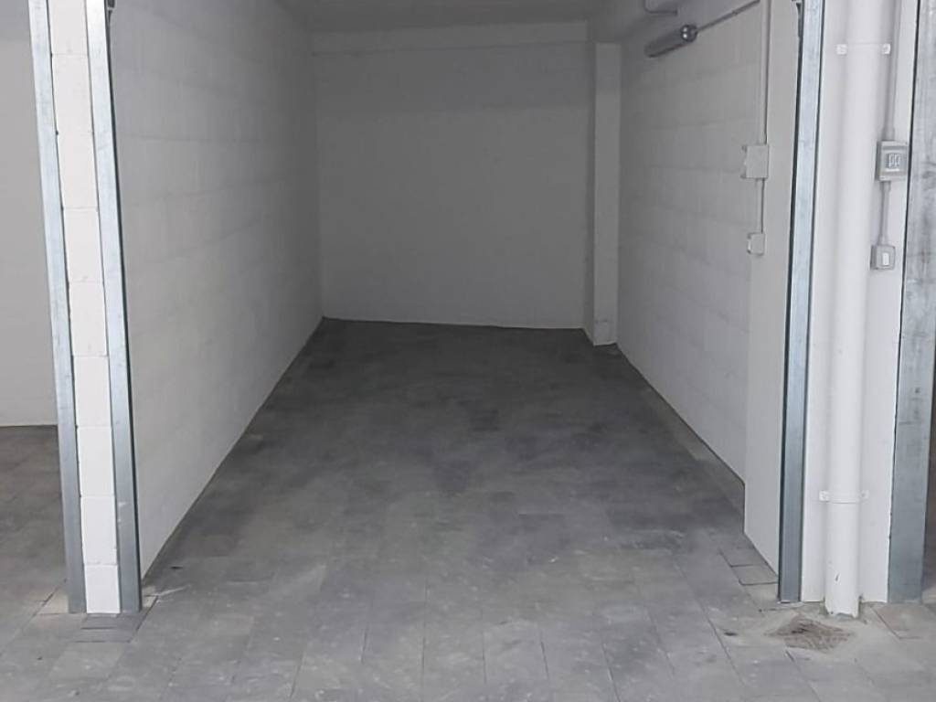 Box / garage a Roma in Via dei Castani, 209 - Foto 5